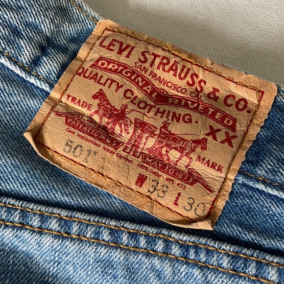 🎉HP🎉Men’s 501 Button Fly Levis - Picture 3 of 10